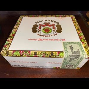 Macanudo Cigar box